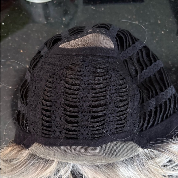 Ellen Wille “Relax” wig in color Blond Metalic rooted New - Picture 7 of 9